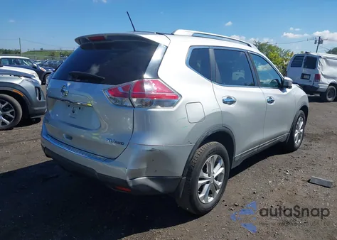 2015 Nissan Rogue Sv z USA, uszkodzony, nr VIN 5N1AT2MV9FC845364